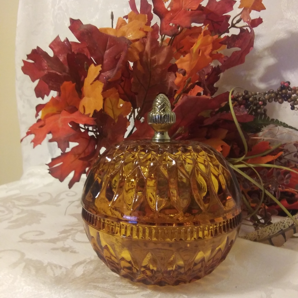 Vintage Candy Box w Lid, Mt Vernon Amber by Indian